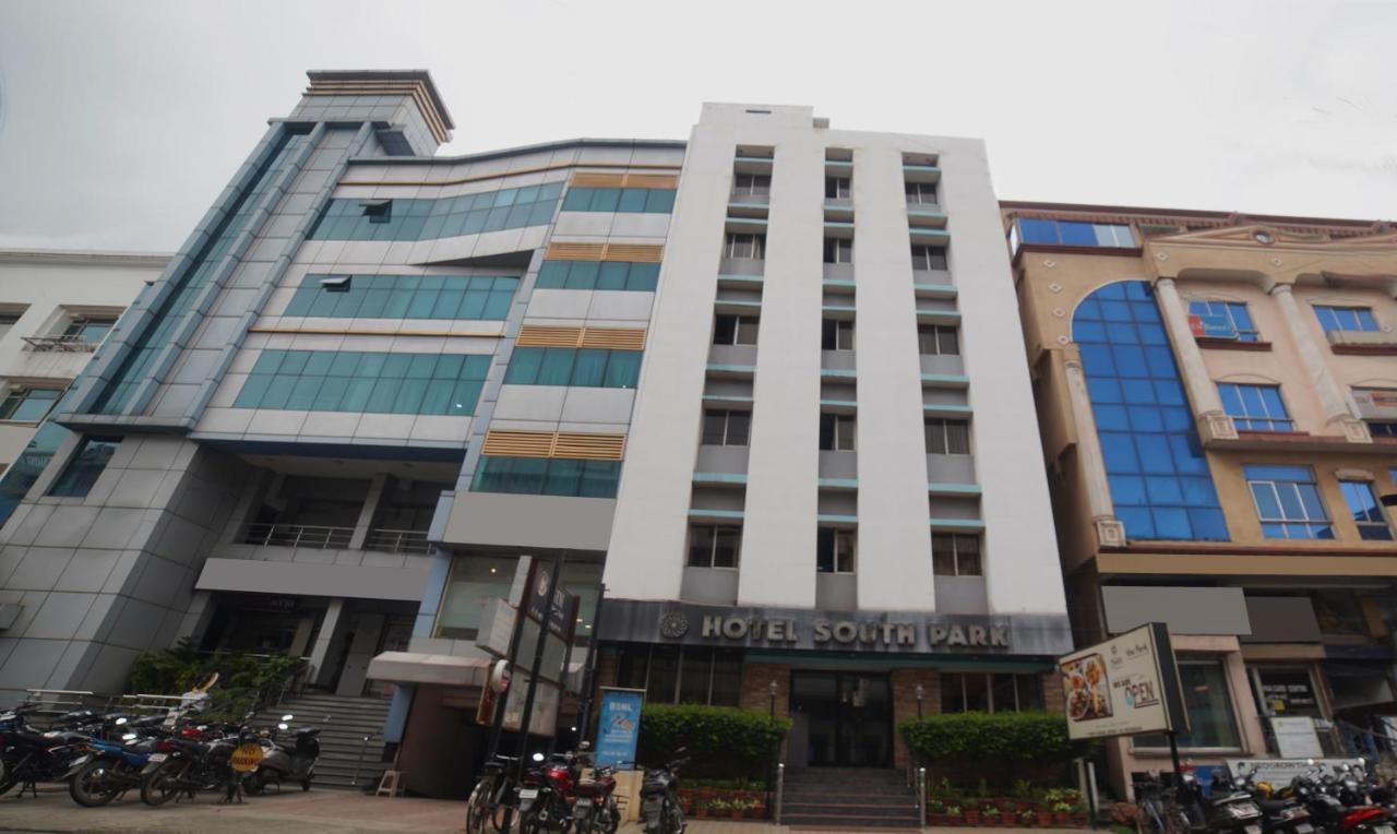 Hotel South Park Jamshedpur Exterior photo